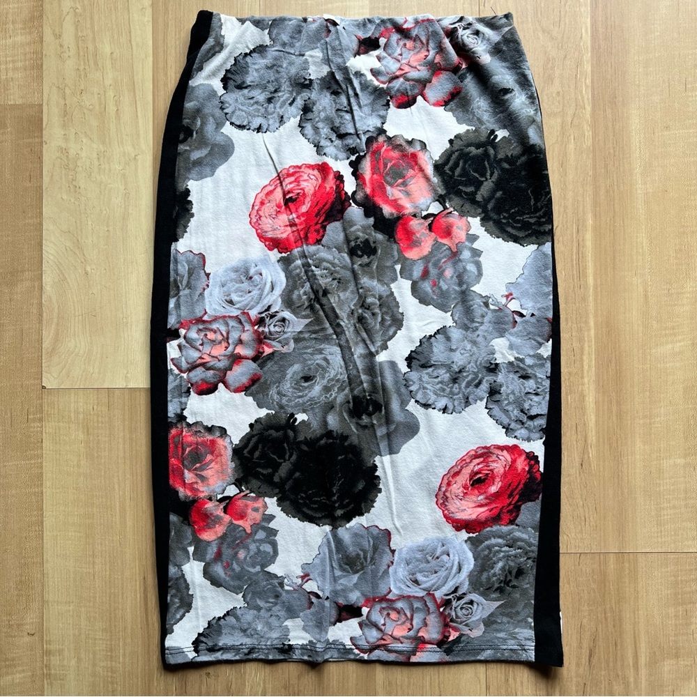 Sans Souci floral patterned color block side stripe stretchy body con midi skirt